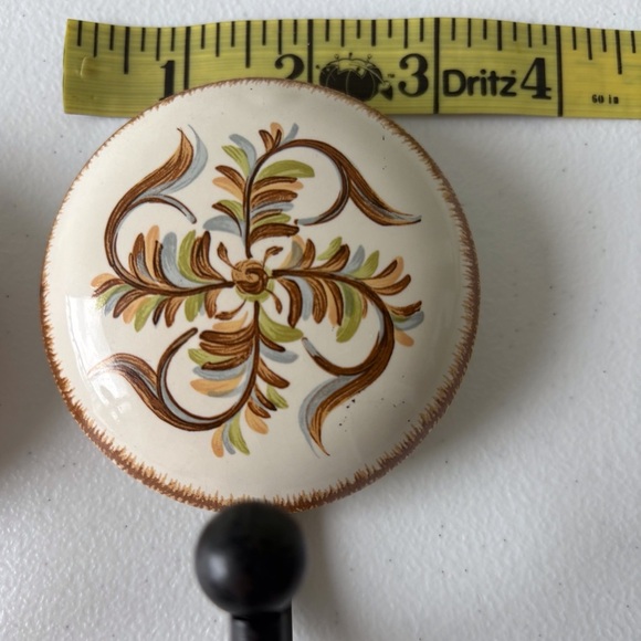 Southern Living at Home Alfresco Hooks Set of 2 Gail Pittman Home Artsy Ceramic - Picture 5 of 6